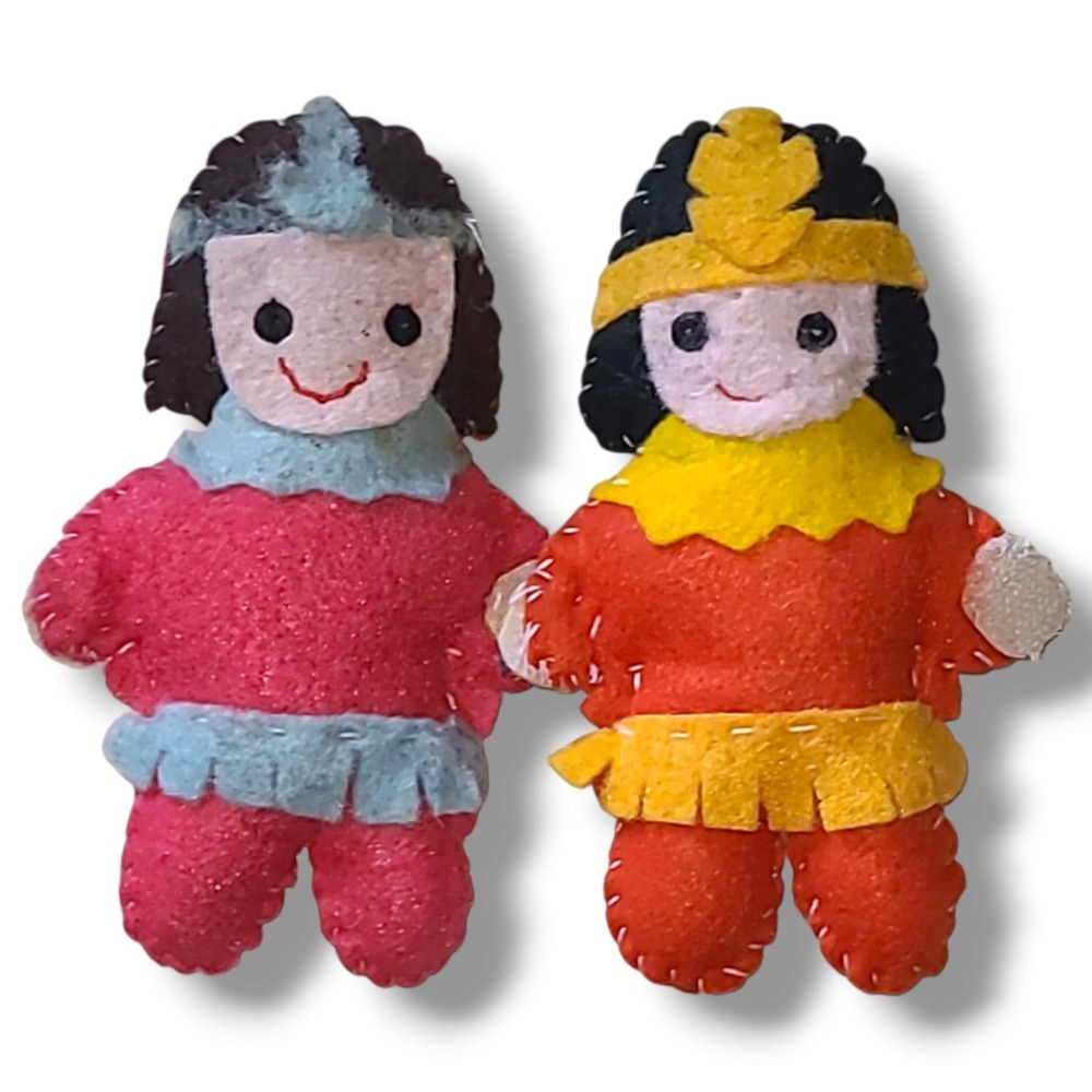 Vintage 1960s Native American Felt Dolls Pair Handmade Thanksgiving 4.5"